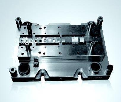 五金連續模 精密制造的工業藝術